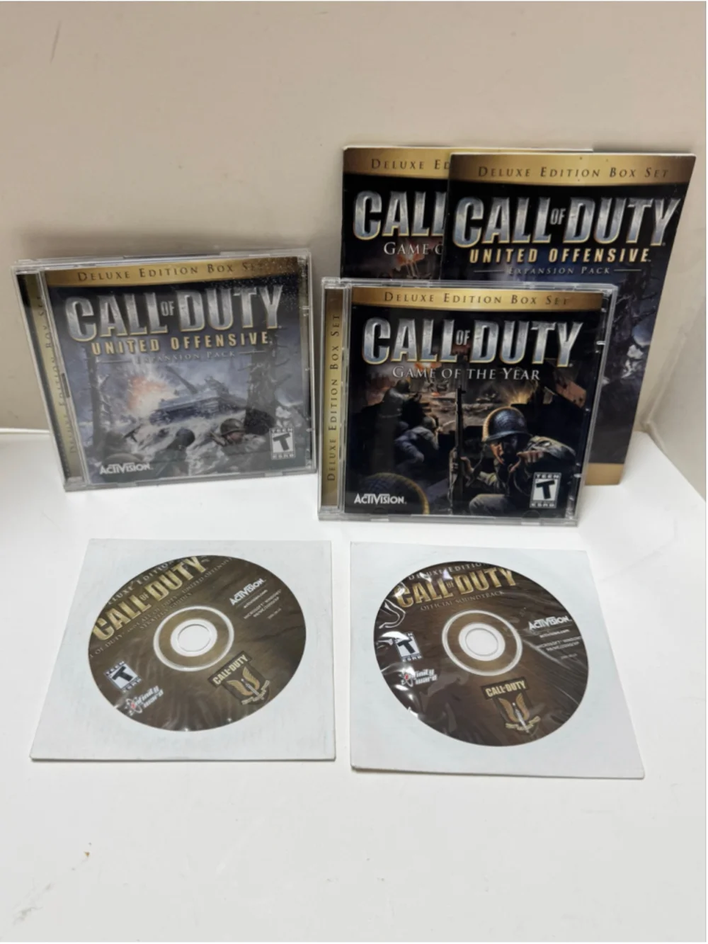Call of Duty, Deluxe Edition Box Set/ Game of the Year/ United Offensive (PC)